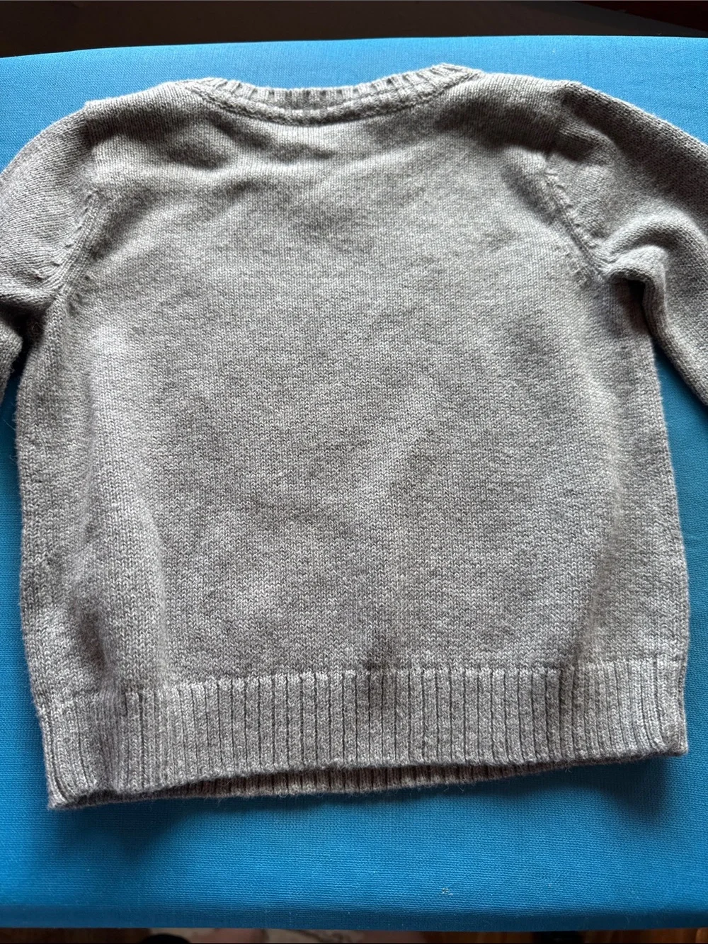 Carter's Size 9 month Gray Sweater with White Polar Bear